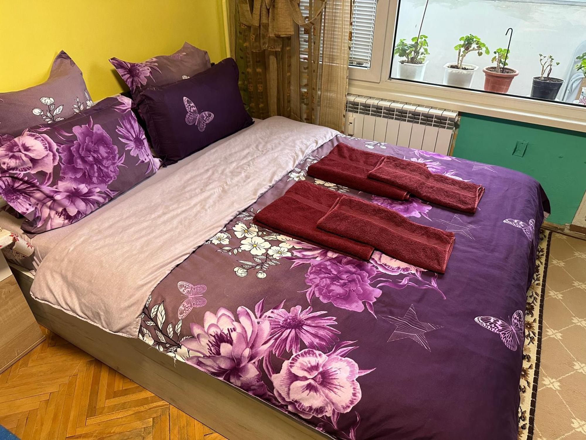 Малък Апартамент. Sleep And Fly. Sofia Exterior photo